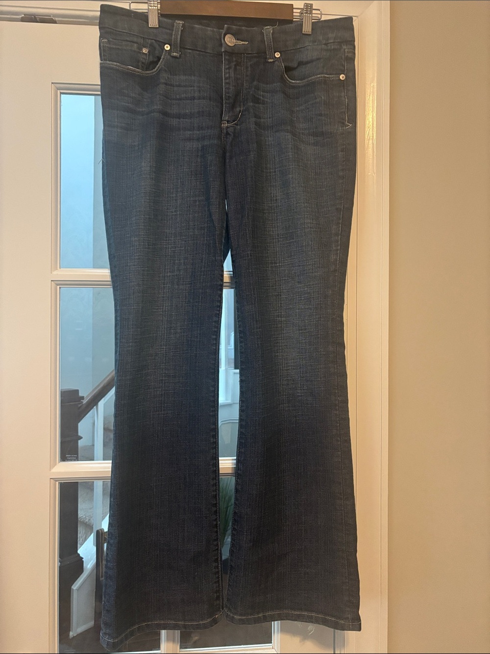 Seven7 Dark Wash Women's Bootcut Jeans - Classic Blue